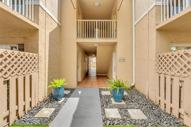 Building Photo - 4140 NW 79th Ave