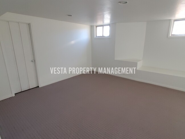 Building Photo - 1516 36th St