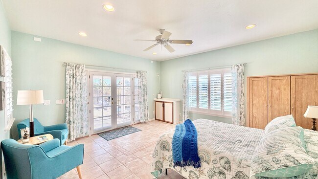 Building Photo - Darling Stand Alone & Detached Open Studio Layout Guest Home unit on Private Country Property in ...