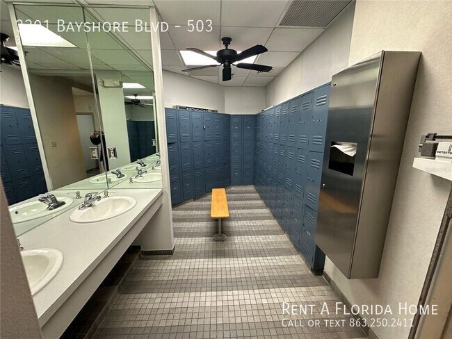 Building Photo - 3301 Bayshore Blvd