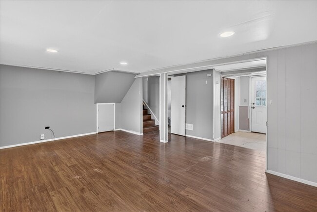 Building Photo - 5635 Alabama Ave