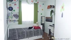 Building Photo - 3 br, 2.5 bath Townhome - 900 SW 111th Ave
