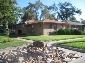 Building Photo - 714 14th Ave