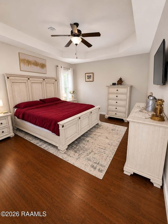 Building Photo - 740 S Belle Cir