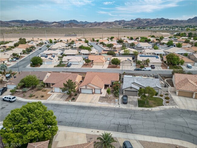 Building Photo - 1056 Kennebunk Cir