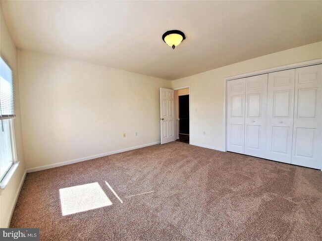 Building Photo - 11406 Fox Chase Ct