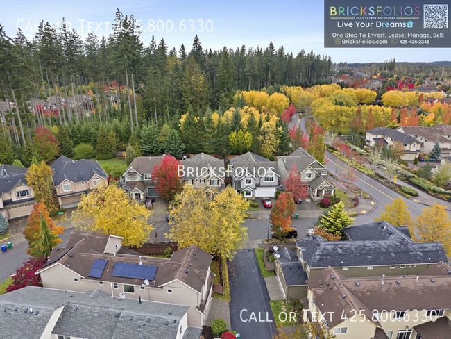 Building Photo - Luxury Corner-Lot Home in Redmond Ridge Ea...