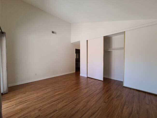 Building Photo - Tierrasanta Home with Gorgeous Views of Tr...