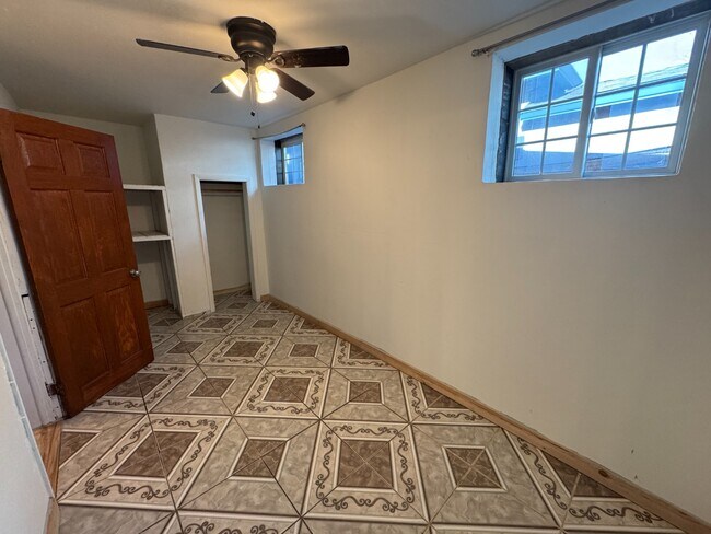 Building Photo - Classic Denver Home: 3 Beds, Updated Kitchen, Private Yard, Parking