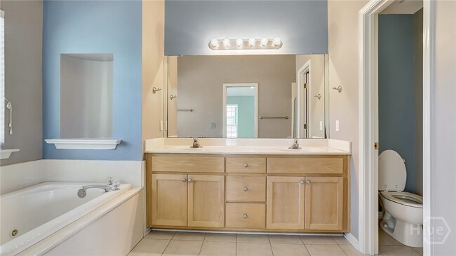 Building Photo - 422 Copper Creek Cir