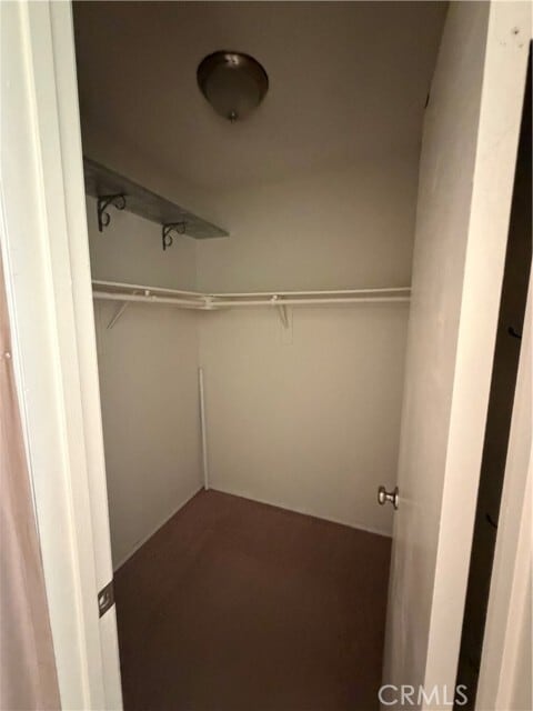 Building Photo - 1335 N Elderberry Ave