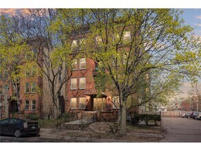 Building Photo - 2421 Emerson Ave S
