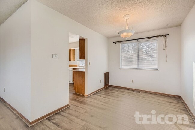 Building Photo - 6552 W Morraine Pl