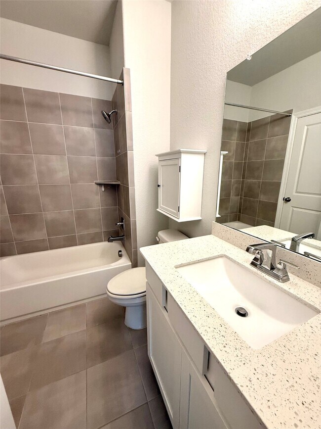 Building Photo - 3630 Windward Canyon Dr