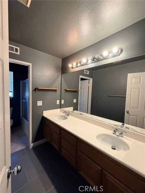 Building Photo - 2827 Providence Way