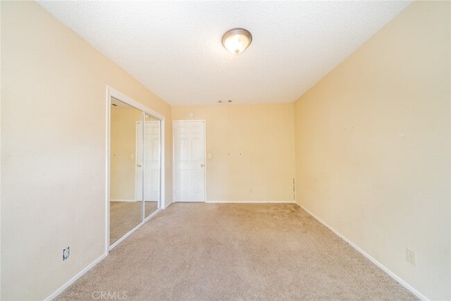Building Photo - 17433 Sultana St