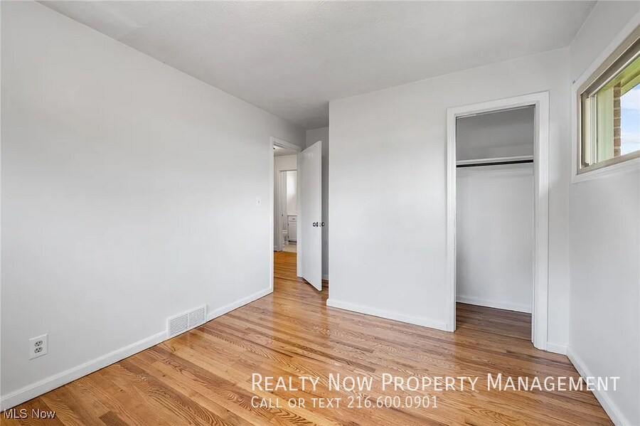 Building Photo - 15334 Triskett Rd