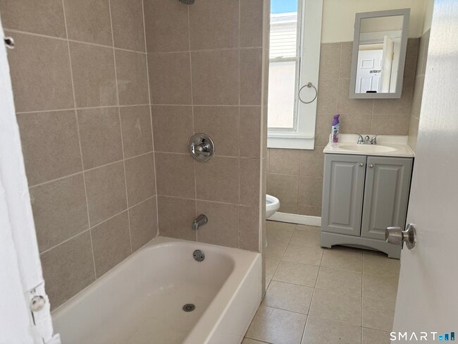 Building Photo - 109 Elizabeth St