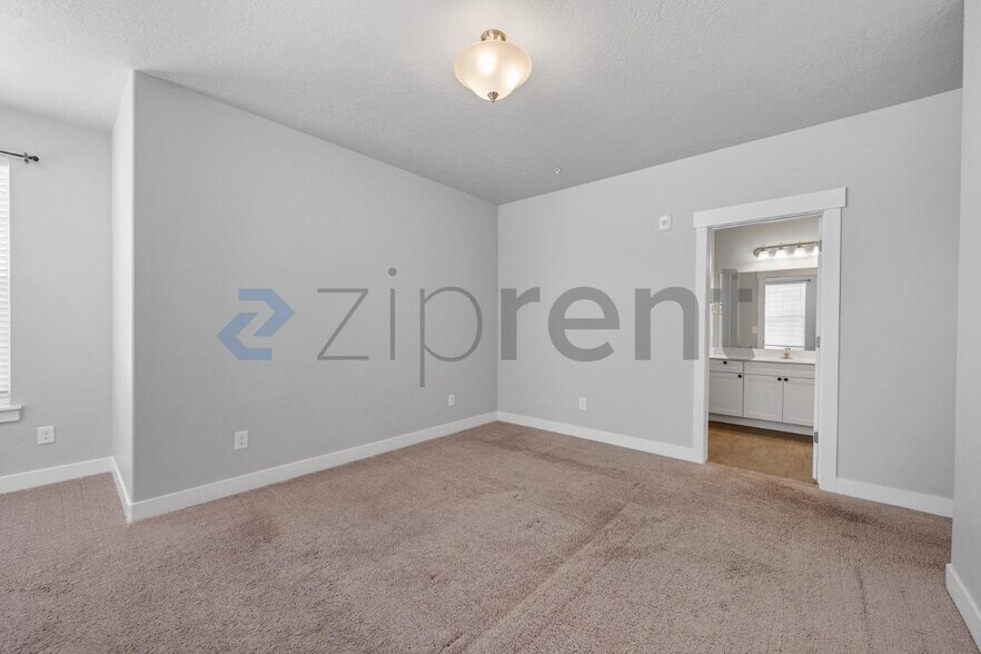 Building Photo - 1997 N 3410 W