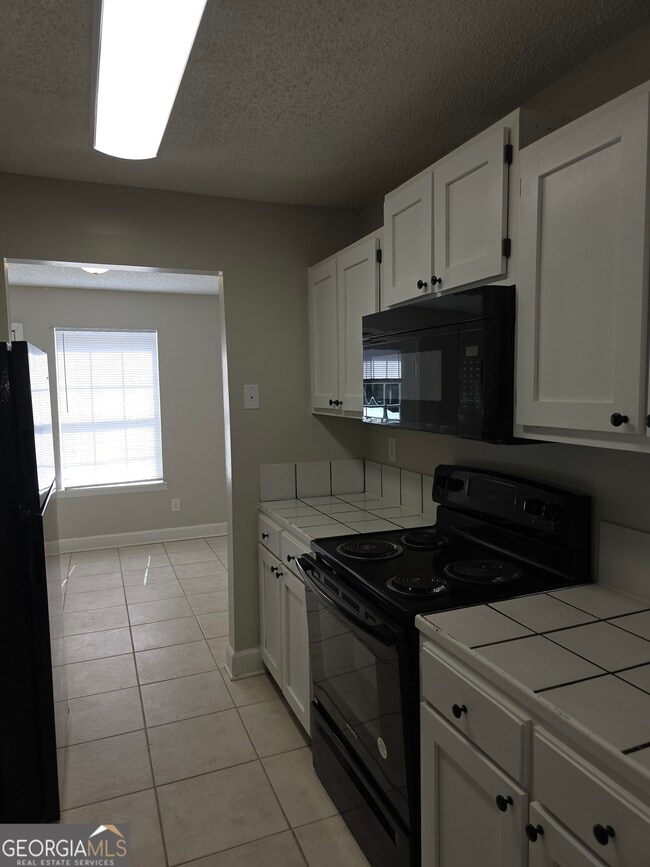 Building Photo - 722 Morningside Ln