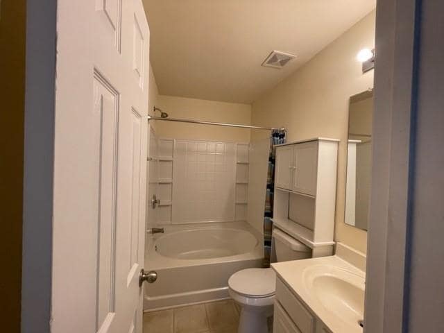 Building Photo - 708 Crestwell Cir