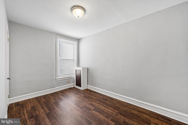 Building Photo - 65 Hartley Rd