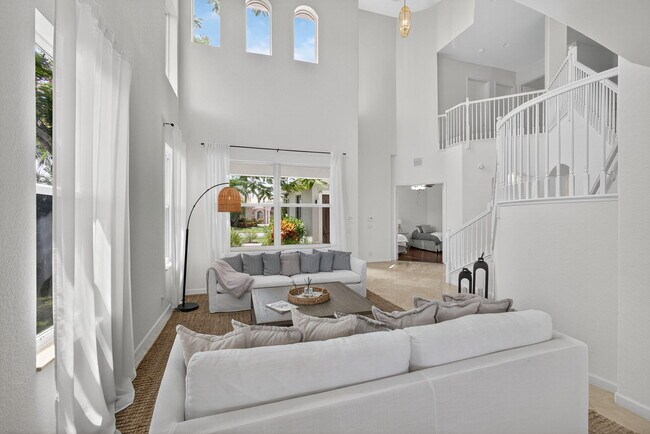 Building Photo - 11587 Manatee Bay Ln