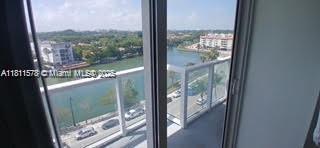 Building Photo - 2457 Collins Ave