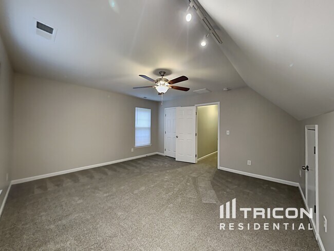 Building Photo - 2481 Acadia Ct