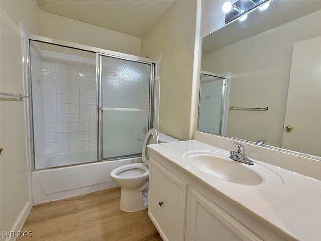 Building Photo - 8410 Eldora Ave