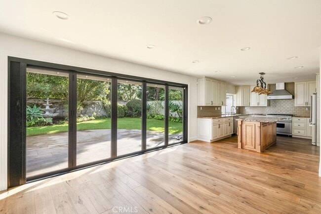 Building Photo - 2646 Basswood St