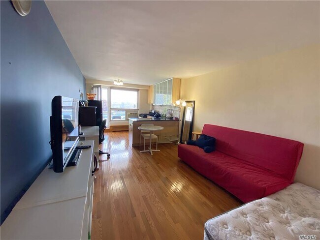 Building Photo - 97-7-97-63 63rd Rd