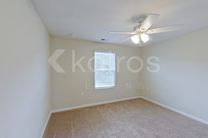 Building Photo - 74 W Luminous Way