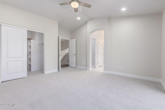 Building Photo - 9611 S 50th St