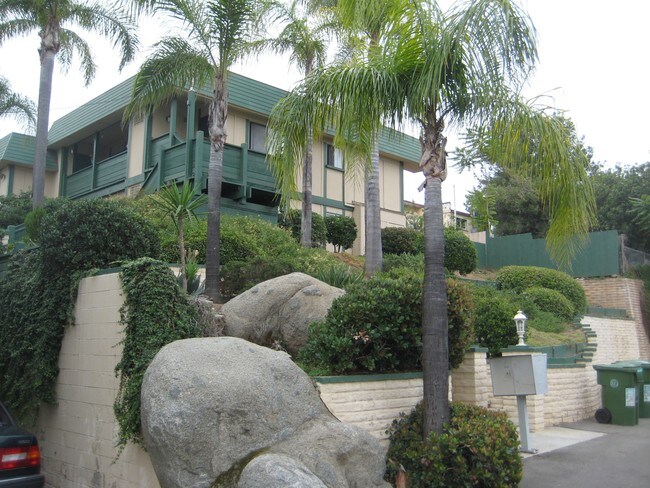 Building Photo - Tulip Apartments