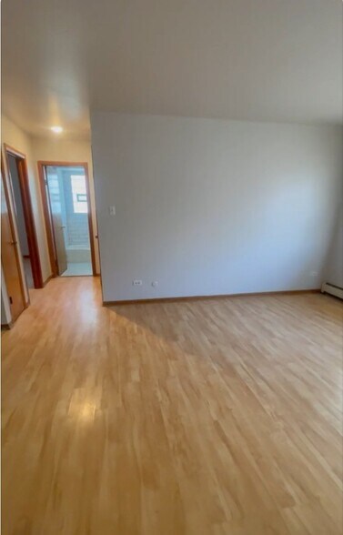 Building Photo - 2204 W 123rd St