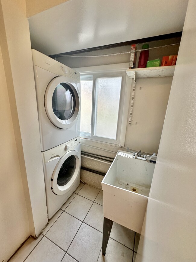 In-Unit Laundry - 1243 S Mitchell Ave