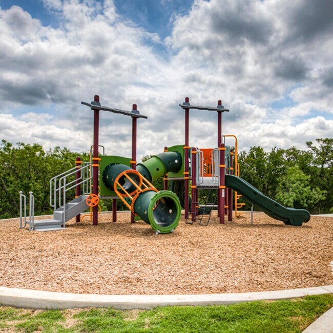 Building Photo - 4 BR/ 2 BA in Seguin - 1612 SF in Arroyo Ranch!