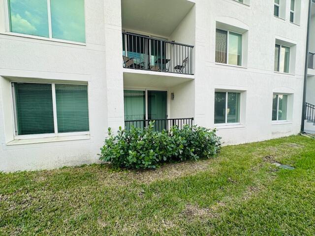 Building Photo - 401 Villa Cir