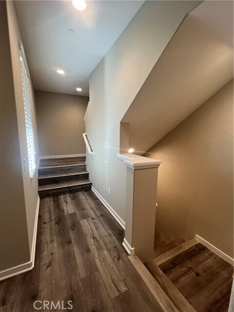 Building Photo - 177 Magnet