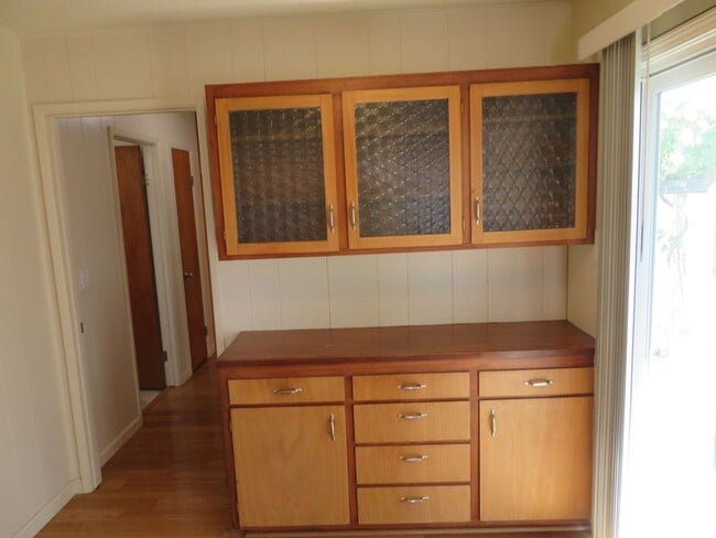 Building Photo - 2 bed 1 bath house in the Capitola jewel box