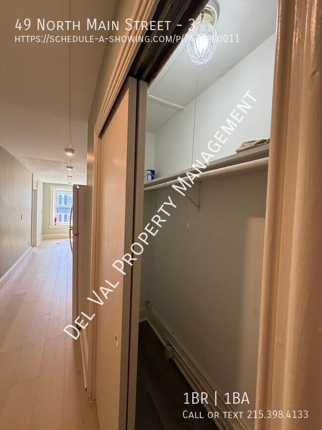 Building Photo - 49 N Main St