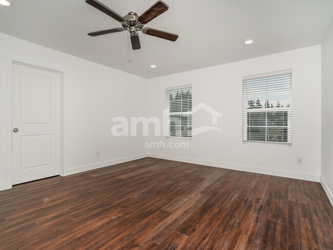 Building Photo - 7615 Verona Loop