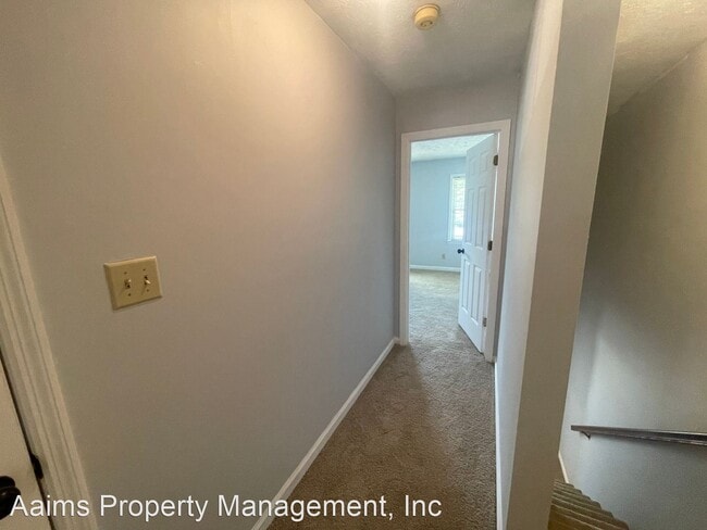 Building Photo - 2 br, 2.5 bath House - 2625 Edmonton Road