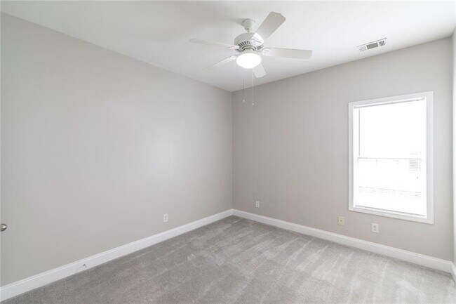 Building Photo - 104 Bryce Dr