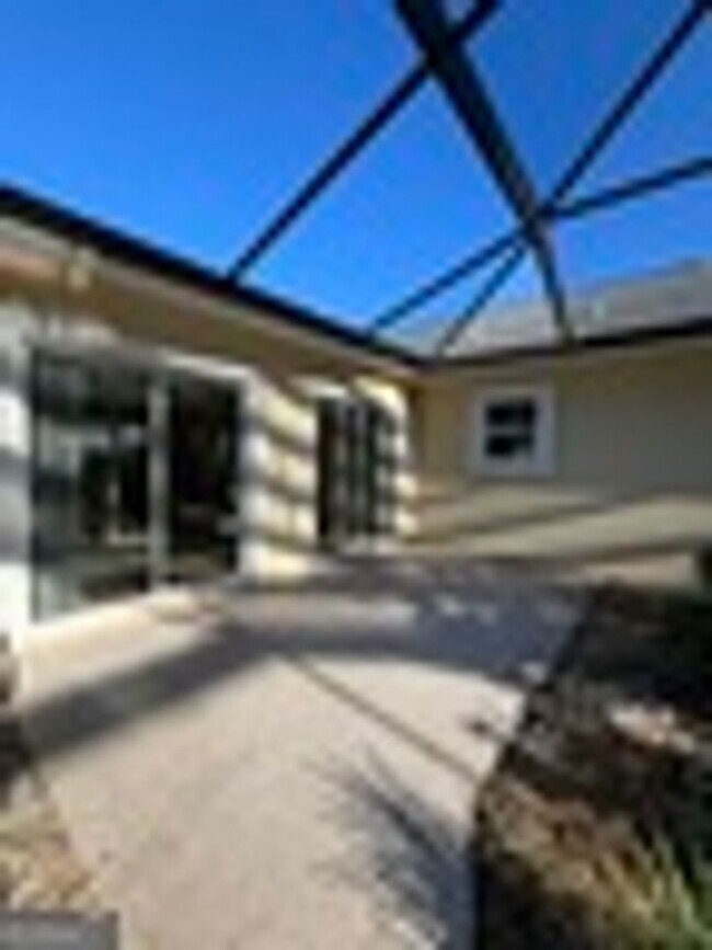 Building Photo - 43 Coastal Walk