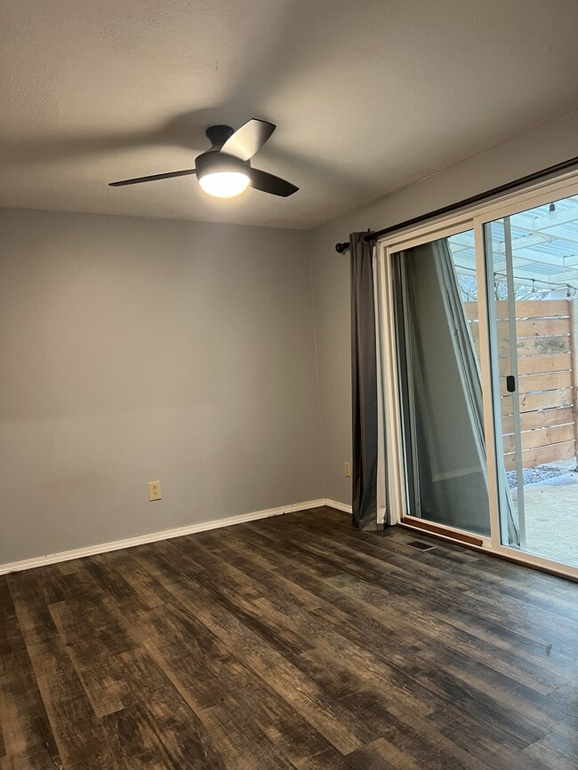 Building Photo - 855 15th St