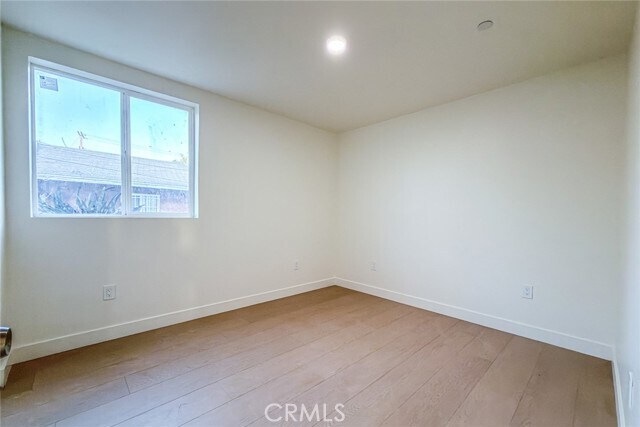 Building Photo - 2120 E 92nd St