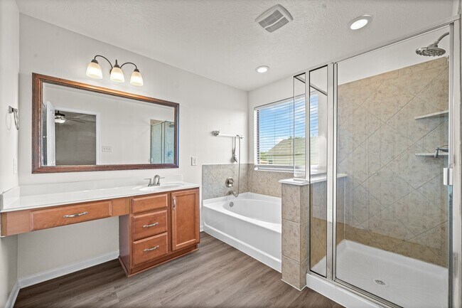 Building Photo - 15623 Harris Canyon Ln