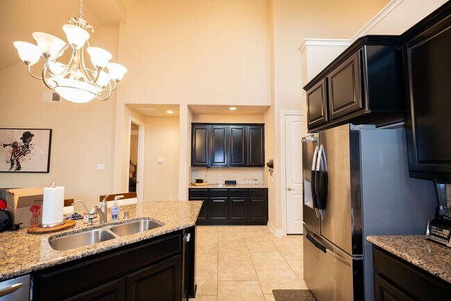 Building Photo - 15303 Westland Gate Dr